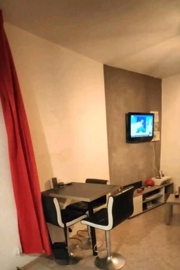 Charmant Studio Διαμέρισμα Tarascon-sur-Ariège Εξωτερικό φωτογραφία